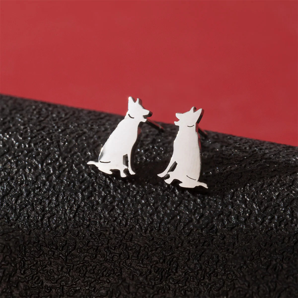 Tragus Ear Piercing Stud Earrings For Girls Lovely Pretty Pet Dog Animal High Quality Golden Stainless Steel Earrings Aretes