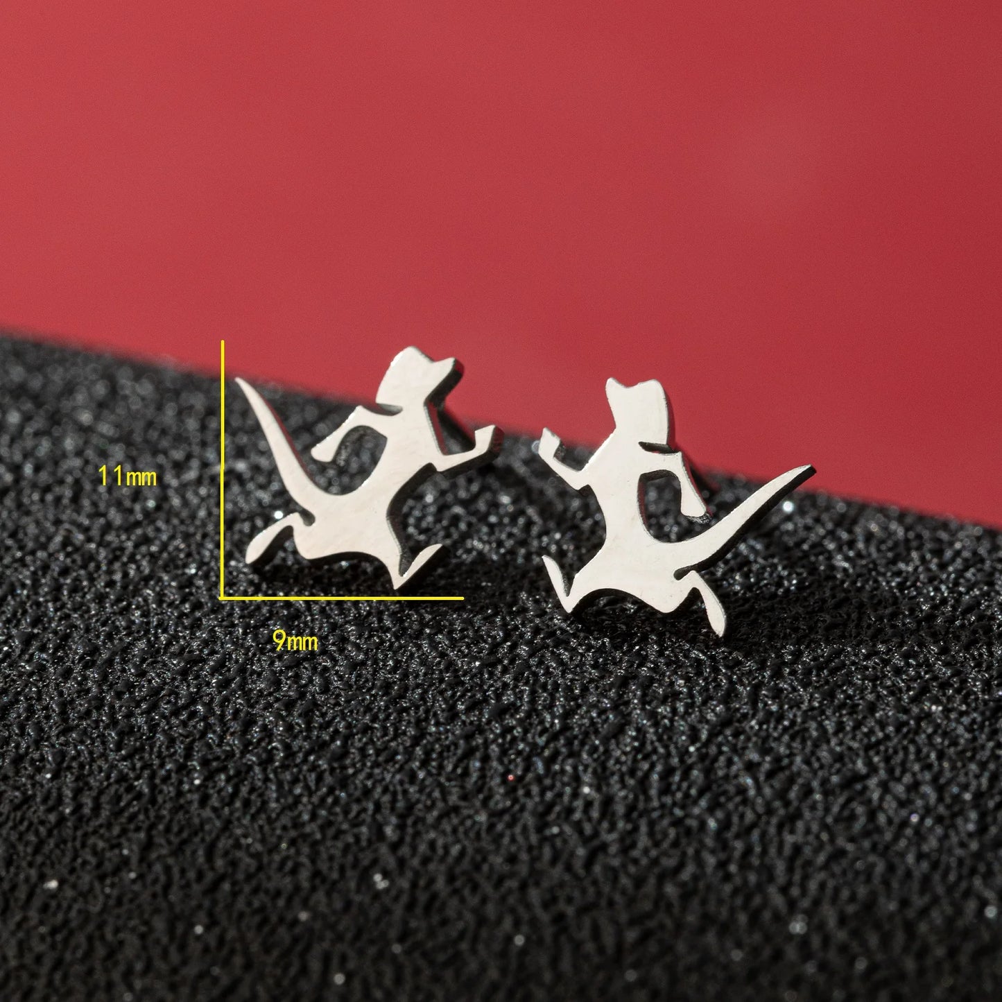 Tragus Ear Piercing Stud Earrings For Girls Lovely Pretty Pet Dog Animal High Quality Golden Stainless Steel Earrings Aretes